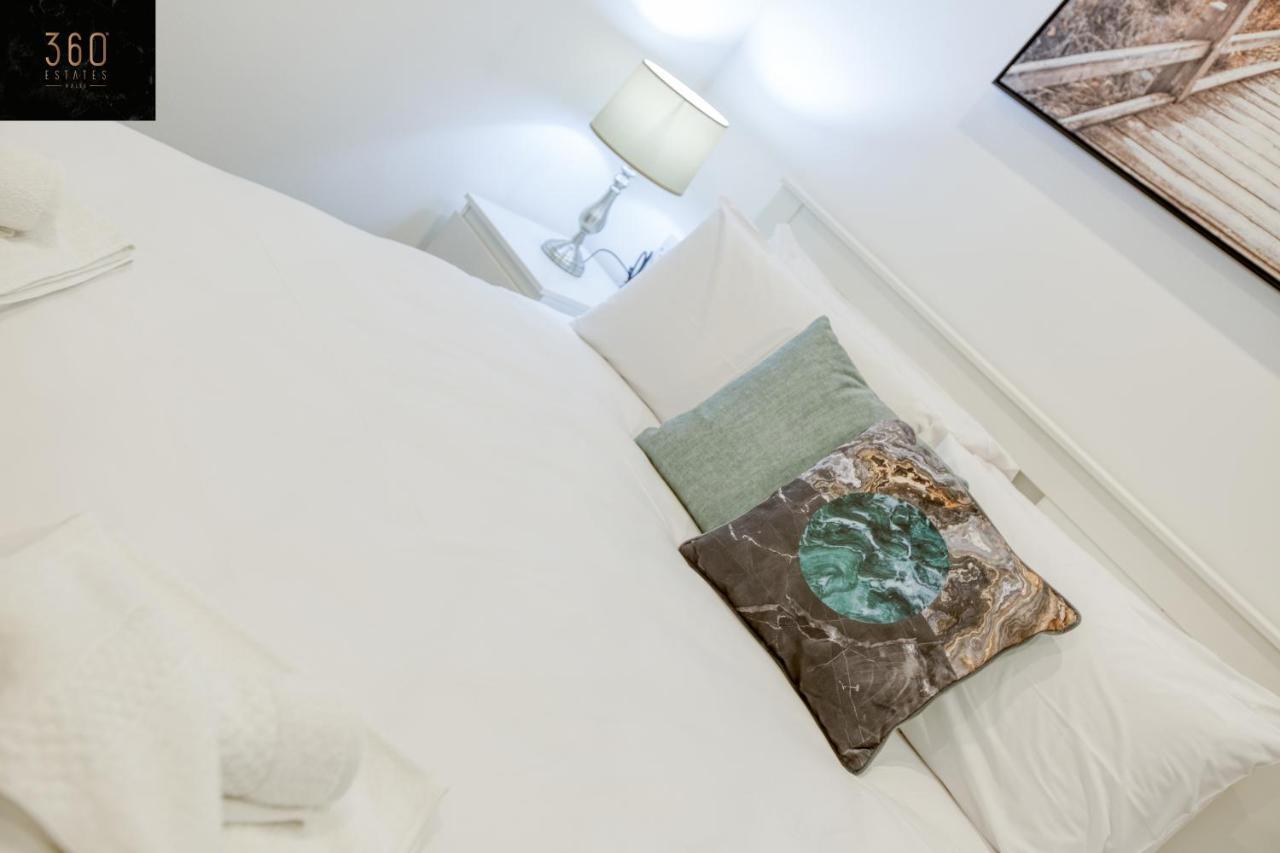 Gzira'S Seashore Stayaway Close To Manuel Island Luaran gambar